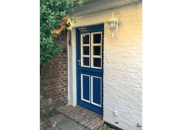 Haus Am Deich Modern Retreat